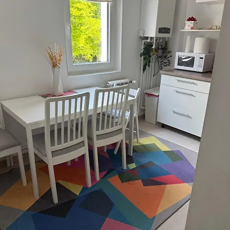 La Malul Marii Constanţa