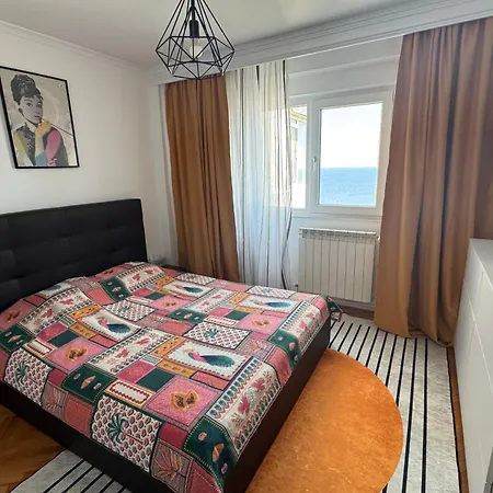 La Malul Marii Apartmán